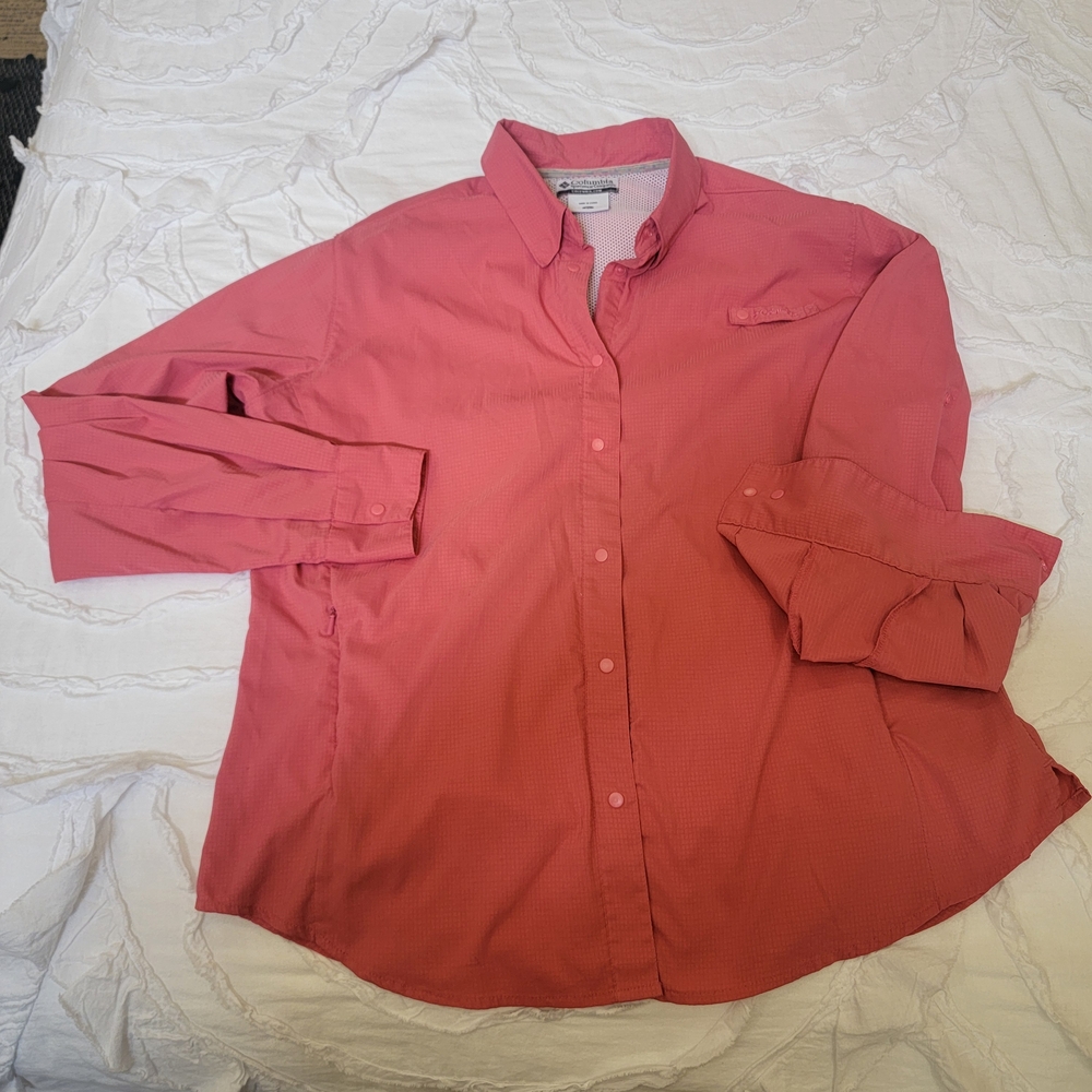 Women's Columbia Button-Up Shirt